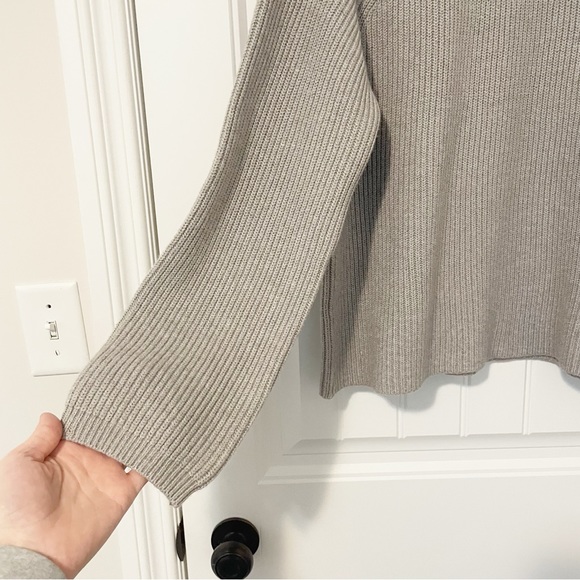 RD Style Grey Rib Knit diagonal zip mock-neck sweater Size XS - Picture 5 of 9